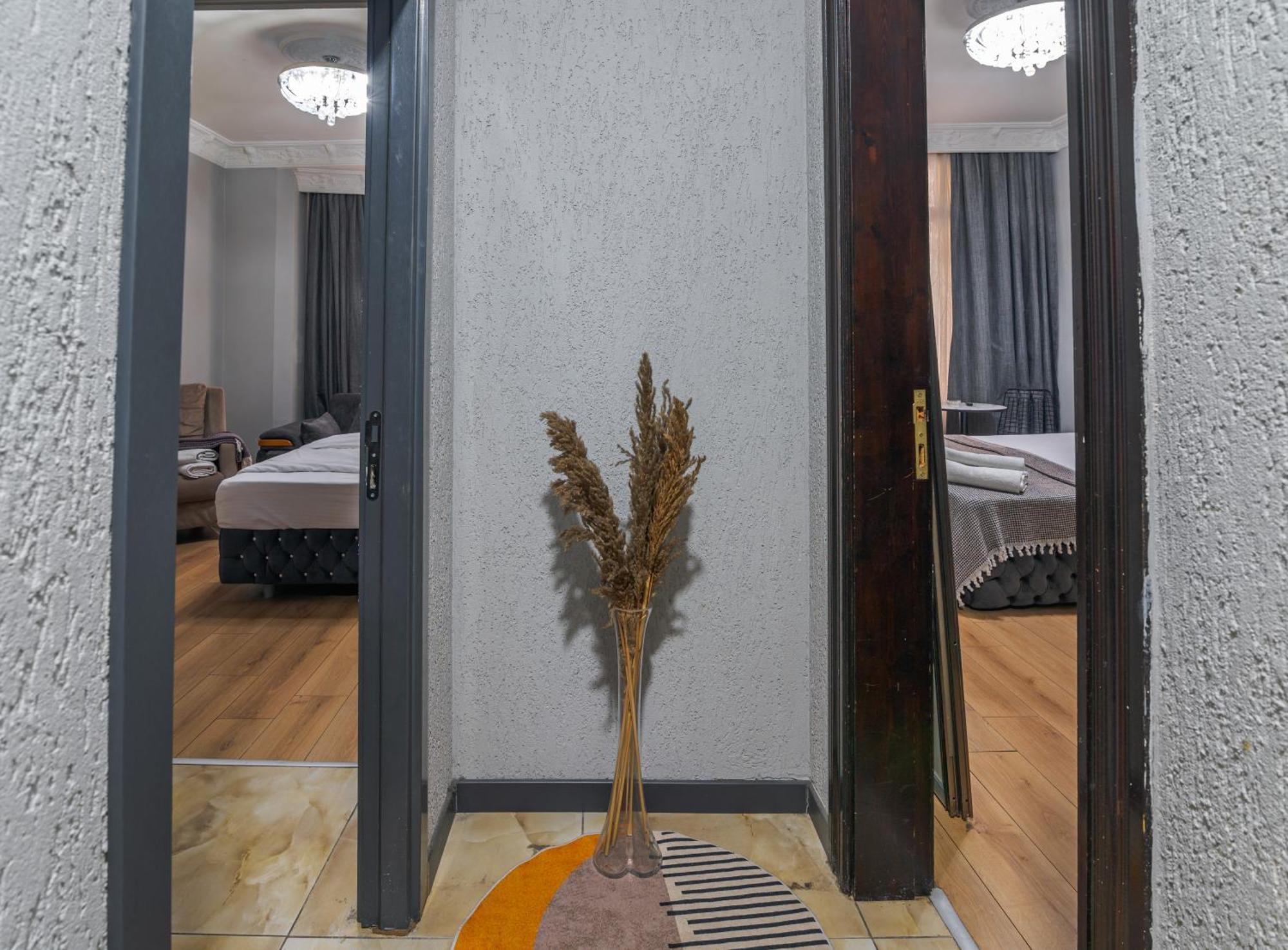 Nest Hotel Sisli Istanbul Exterior photo